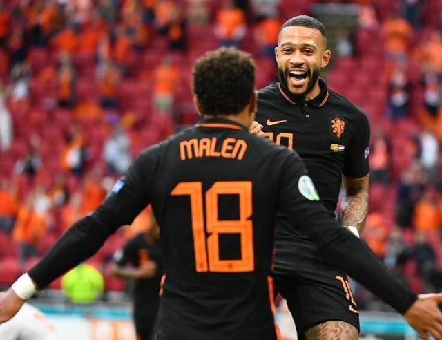 而曼城则凭 而曼城则凭